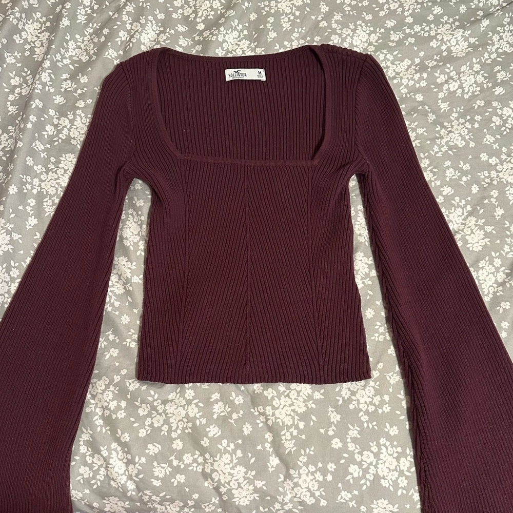 Hollister Ribbed Knit Top in Burgundy